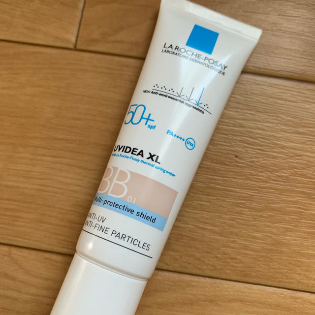 LA ROCHE-POSAY(ラロッシュポゼ)のラロッシュポゼBB01☆ コスメ/美容のベースメイク/化粧品(BBクリーム)の商品写真