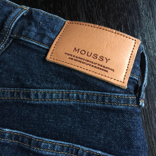 moussy(マウジー)の[未使用] MOUSSY  MVS SKINNY 22inch レディースのパンツ(デニム/ジーンズ)の商品写真