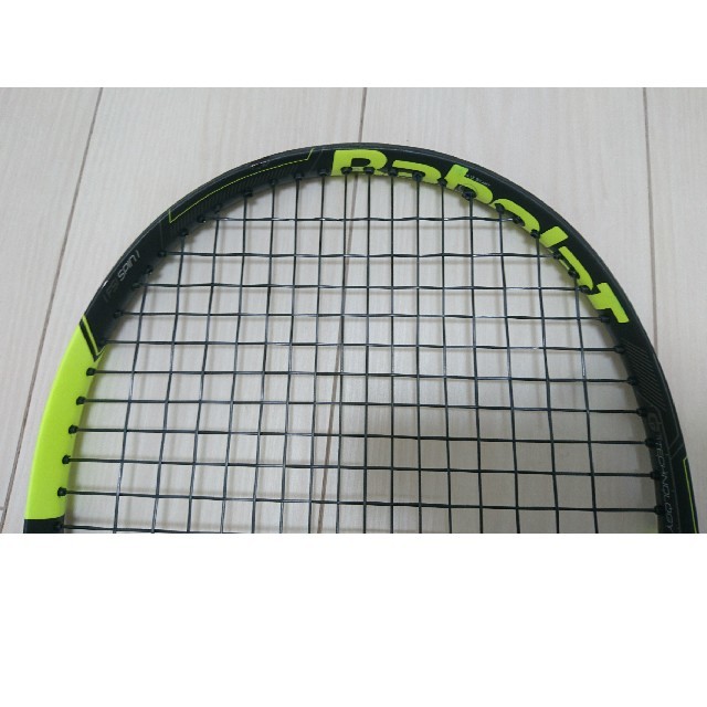 Babolat(バボラ)のピュアアエロプラス2016 スポーツ/アウトドアのテニス(ラケット)の商品写真