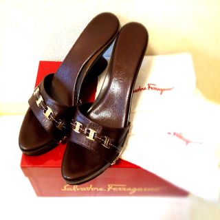 フェラガモ(Ferragamo)のフェラガモ★大人サンダル(サンダル)