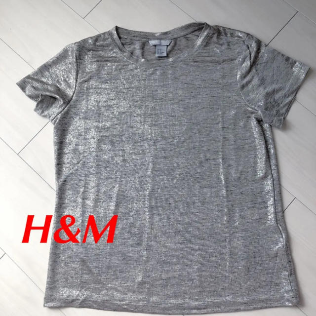 H&M(エイチアンドエム)のH&M★Tシャツ 美品 レディースのトップス(Tシャツ(半袖/袖なし))の商品写真
