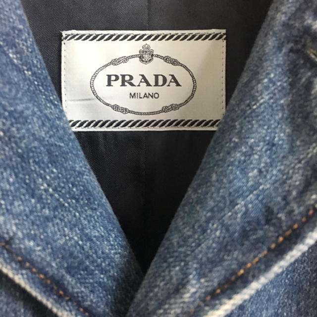 PRADA(プラダ)の11月末までこの値段。売り切り！スペシャル！prada 19ss デニムコート メンズのジャケット/アウター(ステンカラーコート)の商品写真