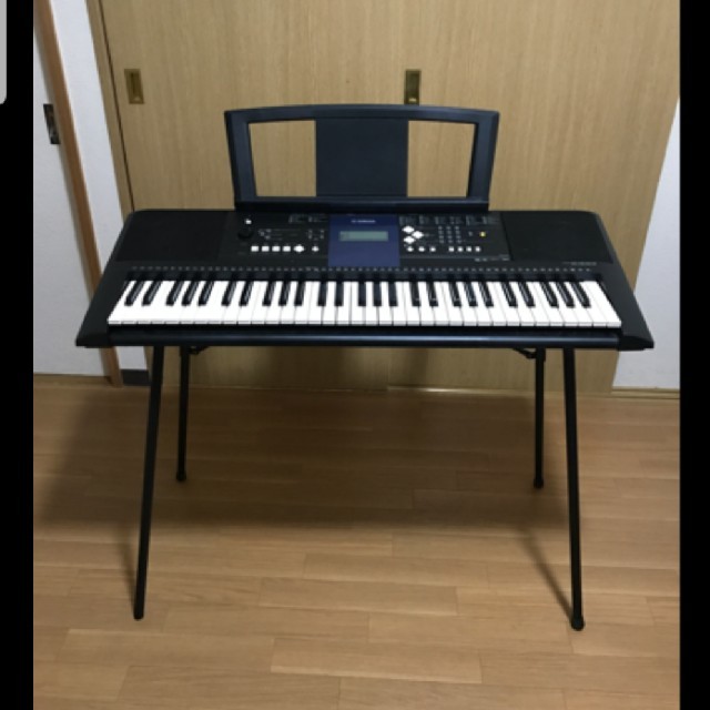 ヤマハ(ヤマハ)のYAMAHA 電子キーボードPORTATONE PSR-E333スタンド付き

 楽器の鍵盤楽器(電子ピアノ)の商品写真