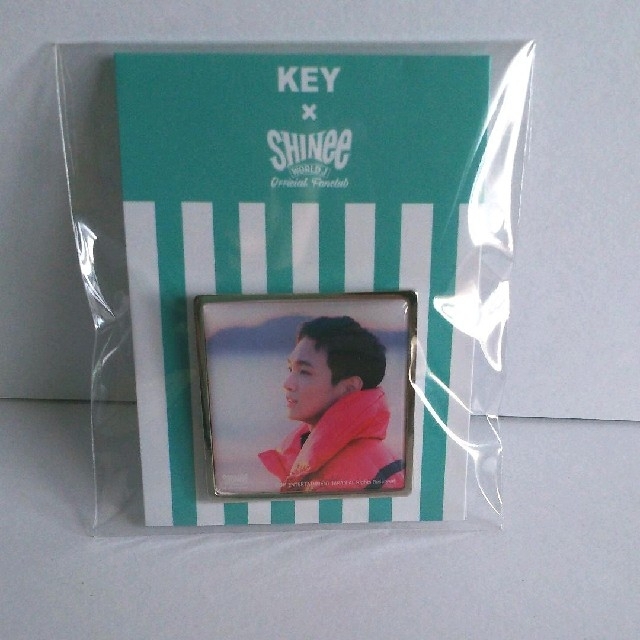 SHINee(シャイニー)のSHINee WORLD J 限定 KEY ピンバッジ エンタメ/ホビーのCD(K-POP/アジア)の商品写真