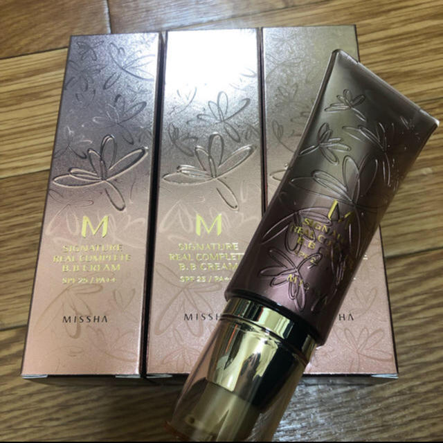 MISSHA(ミシャ)のMISSHA ミシャ シグネチャー 21号 BBクリーム コスメ/美容のベースメイク/化粧品(BBクリーム)の商品写真