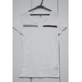 トミーヒルフィガー(TOMMY HILFIGER)のTシャツ(Tシャツ(半袖/袖なし))