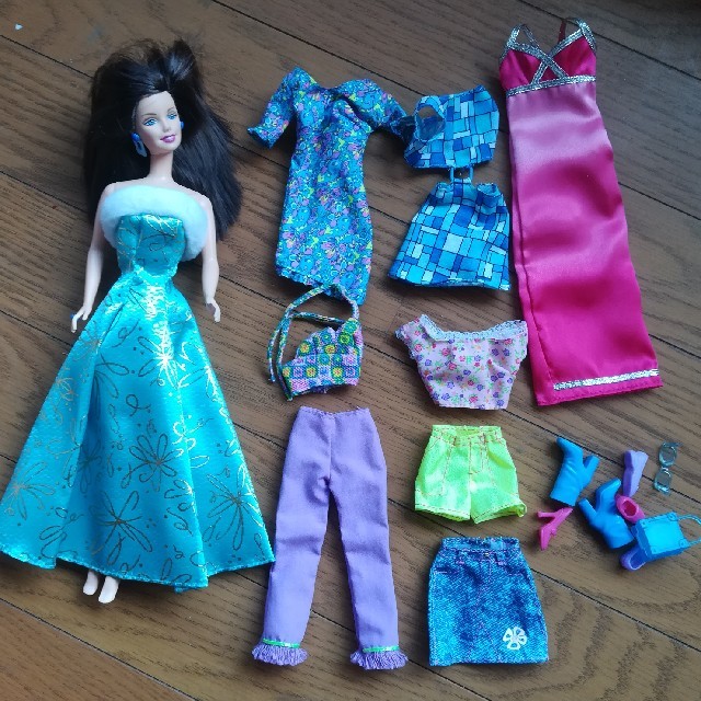 Barbie(バービー)のバービー人形　着せ替え キッズ/ベビー/マタニティのおもちゃ(ぬいぐるみ/人形)の商品写真