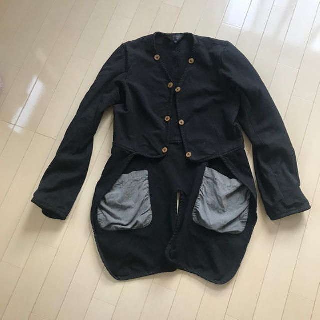 COMME des GARCONS(コムデギャルソン)の【激安】コムデギャルソンジャケット レディースのジャケット/アウター(その他)の商品写真