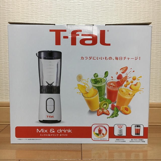 T-fal(ティファール)の【新品】ティファール ミキサー ミックス & ドリンク ホワイト スマホ/家電/カメラの調理家電(ジューサー/ミキサー)の商品写真