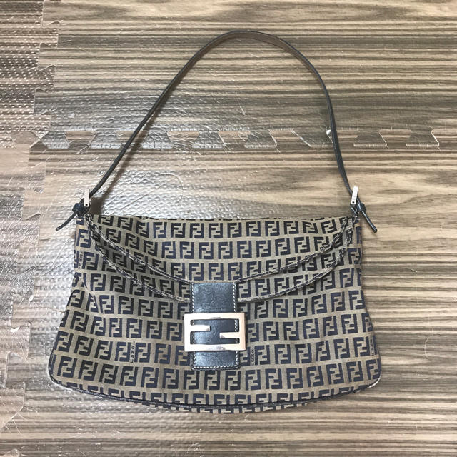 FENDI ショルダーバック