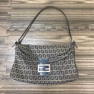 フェンディ(FENDI)のFENDI ショルダーバック(ショルダーバッグ)