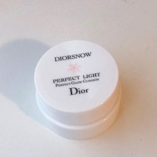 ディオール(Dior)のDior スノーパーフェクトライトクッション 020(ファンデーション)