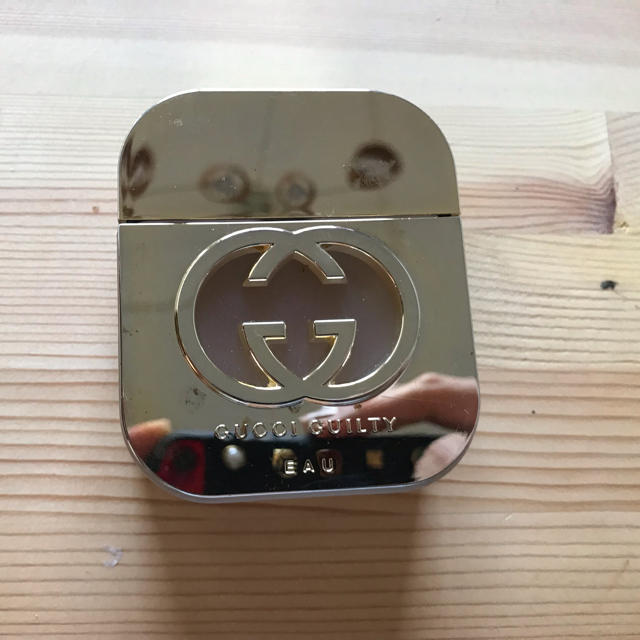 Gucci(グッチ)のりんごさま専用　GUCCI ギルティ 50ml コスメ/美容の香水(香水(女性用))の商品写真