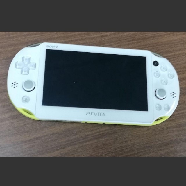 PlayStation®Vita（PCH-2000シリーズ） Wi-Fiモデル…