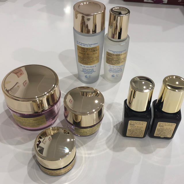 Estee Lauder(エスティローダー)のエスティローダー 化粧水、美容液、クリーム 7点セット コスメ/美容のスキンケア/基礎化粧品(化粧水/ローション)の商品写真