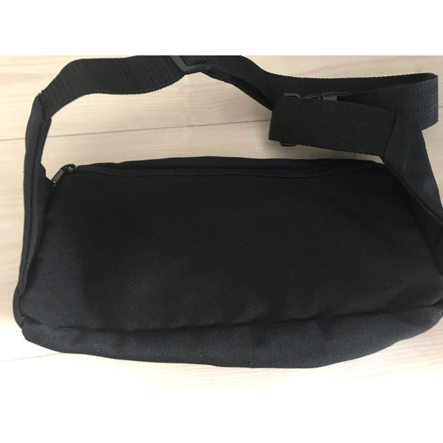 aikoツアーグッズ ボディバッグの通販 by ame|ラクマ aikoツアーグッズ ボディバッグの通販 by ame|ラクマ