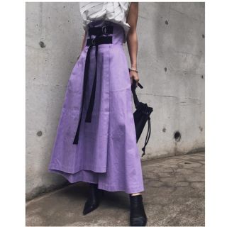 アメリヴィンテージ(Ameri VINTAGE)のDOUBLE TAPE BELT SKIRT (ロングスカート)