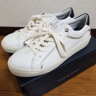 トミーヒルフィガー(TOMMY HILFIGER)のTOMMY HILFIGER　トミー　ヒルフィガー　スニーカー　38 24(スニーカー)