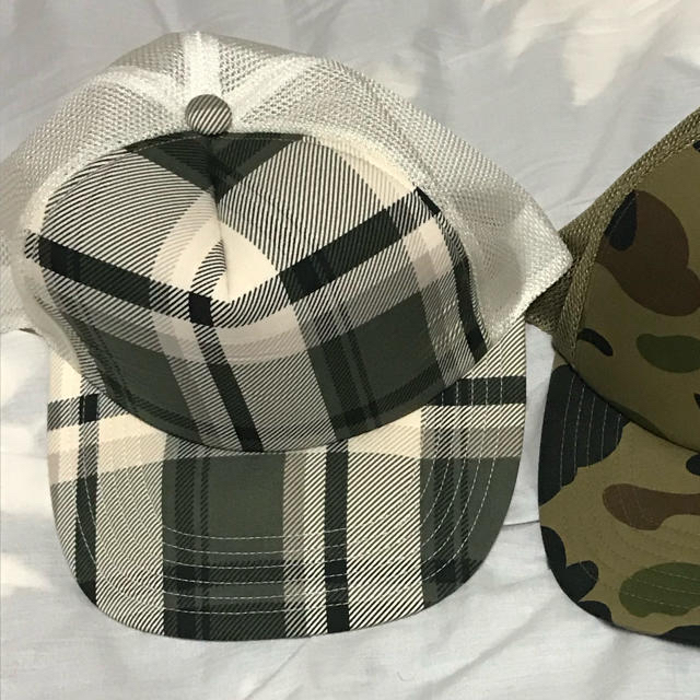 A BATHING APE(アベイシングエイプ)のBAPE チェック柄 メッシュキャップ メンズの帽子(キャップ)の商品写真