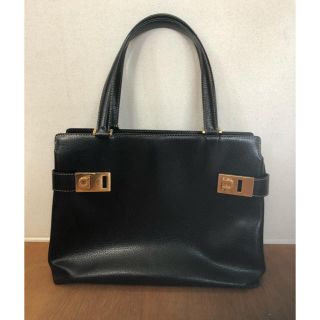 サルヴァトーレフェラガモ(Salvatore Ferragamo)のサルバトーレフェラガモ (ハンドバッグ)