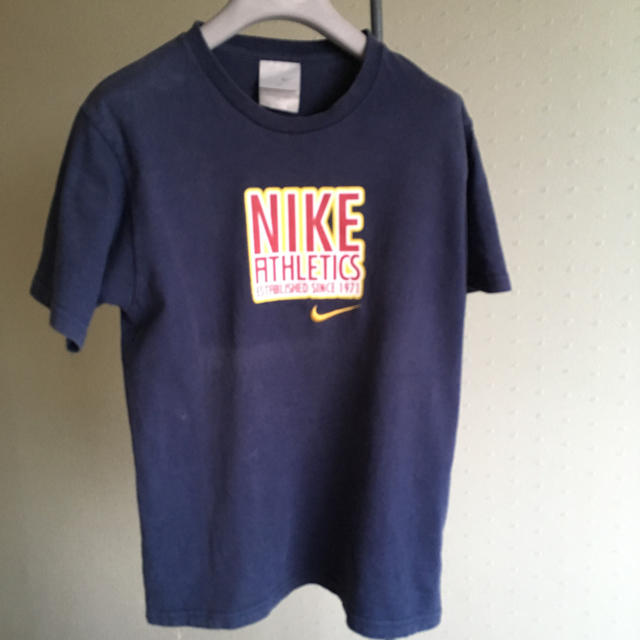 NIKE(ナイキ)のナイキ Tシャツ  キッズ/ベビー/マタニティのキッズ服女の子用(90cm~)(Tシャツ/カットソー)の商品写真