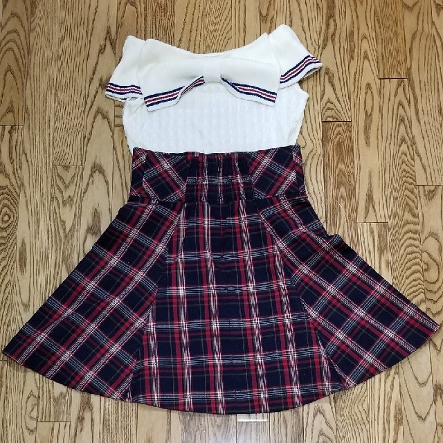 CECIL McBEE(セシルマクビー)のCECIL McBEE　オフショルニット レディースのトップス(カットソー(半袖/袖なし))の商品写真