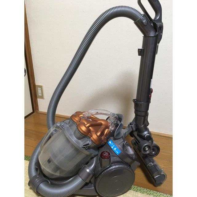 Dyson(ダイソン)のこしあん様専用 ダイソン サイクロン掃除機 スマホ/家電/カメラの生活家電(掃除機)の商品写真