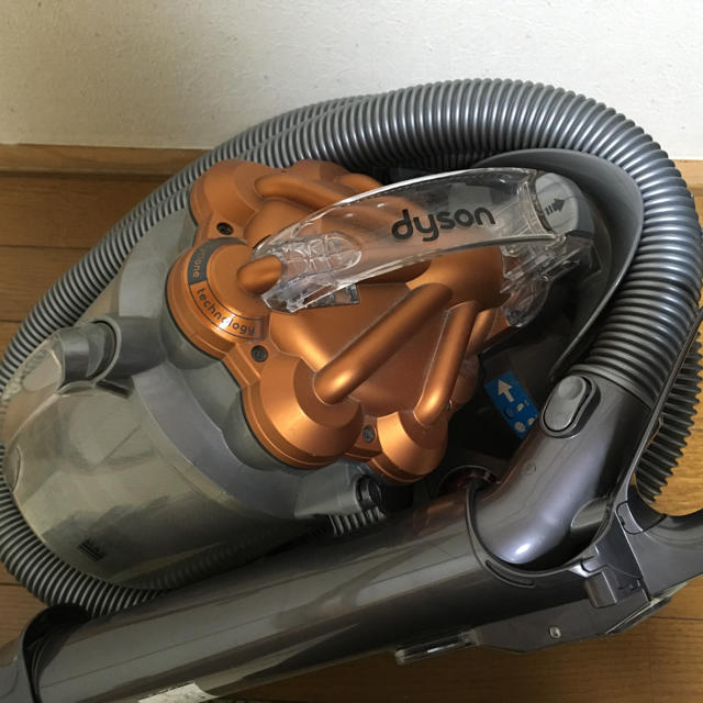 Dyson(ダイソン)のこしあん様専用 ダイソン サイクロン掃除機 スマホ/家電/カメラの生活家電(掃除機)の商品写真