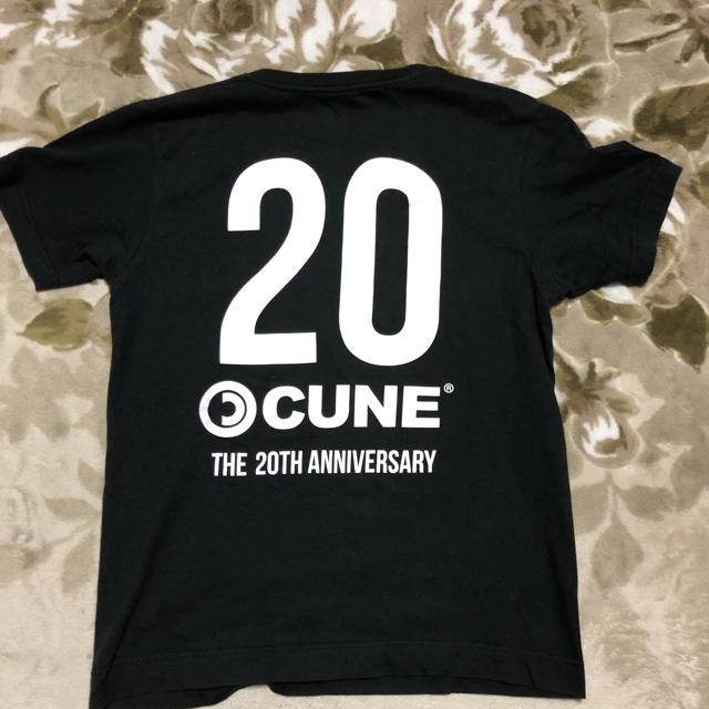 CUNE(キューン)のCUNE クッピーラムネ 20周年 限定 tシャツ シャツ デニム うさぎ s メンズのトップス(Tシャツ/カットソー(半袖/袖なし))の商品写真