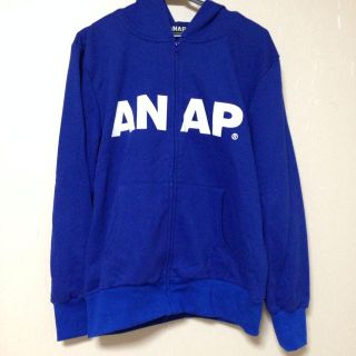 アナップ(ANAP)の美品 ANAPパーカー(パーカー)