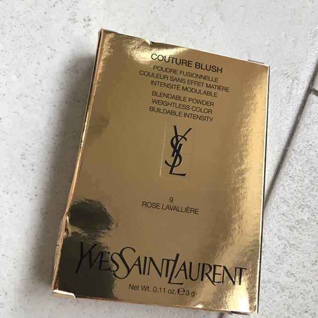 Yves Saint Laurent Beaute(イヴサンローランボーテ)の【新品・最安値】イヴ・サンローラン ブラッシュクチュール / No.9  i  コスメ/美容のベースメイク/化粧品(チーク)の商品写真