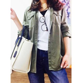 マウジー(moussy)のmoussyミリタリーシャツ(シャツ/ブラウス(長袖/七分))