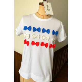 Tu es mon TRESOR トゥエモントレゾア フロント リボン Tシャツ