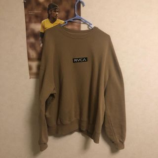 ルーカ(RVCA)のRVCA ボックスロゴトレーナー Ｌサイズ ベージュ(スウェット)