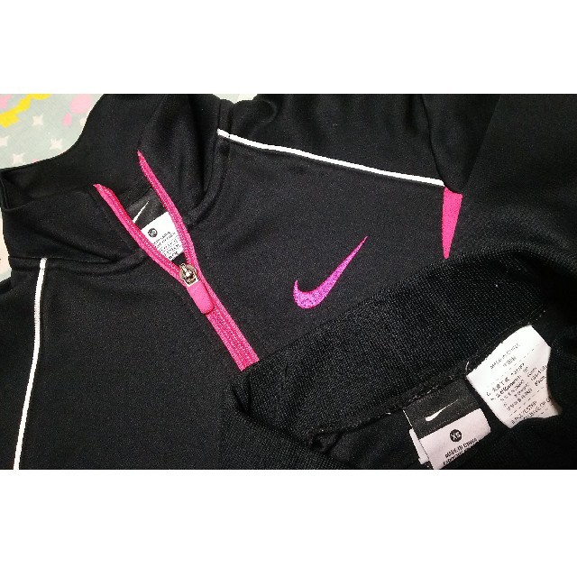 NIKE(ナイキ)のNIKE  ジャージ上×ハーフパンツのセットXS キッズ/ベビー/マタニティのキッズ服女の子用(90cm~)(ジャケット/上着)の商品写真