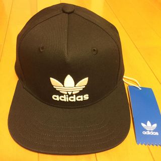 アディダス(adidas)の新品 未使用 アディダス adidas originals キャップ 黒(キャップ)