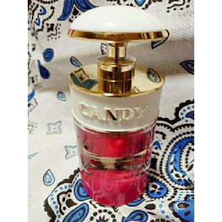 プラダ(PRADA)のレディ様専用 PRADA Candy Kiss 30ml(香水(女性用))