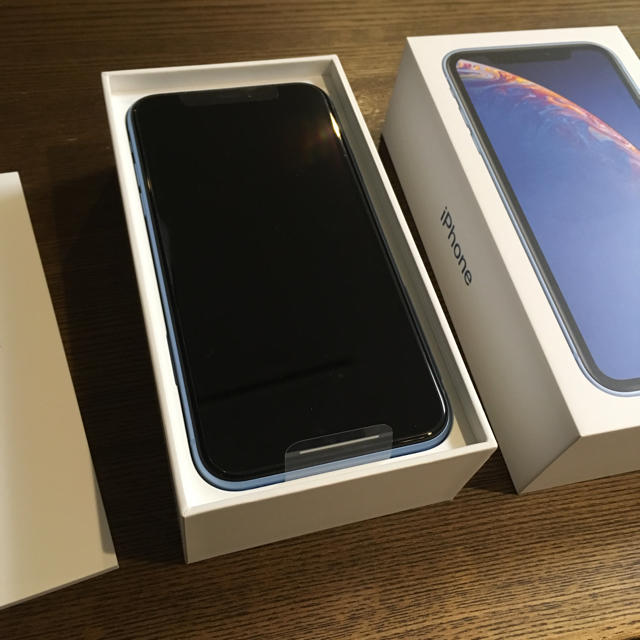 新品 iPhoneXR 64GB SIMフリー対応可 一括清算申し込み済み