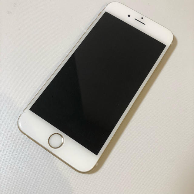 Apple(アップル)のSIMフリー 美品 iPhone6s ローズゴールド スマホ/家電/カメラのスマートフォン/携帯電話(スマートフォン本体)の商品写真