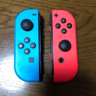 ニンテンドースイッチ(Nintendo Switch)の任天堂スイッチ ジョイコン L R (家庭用ゲーム機本体)