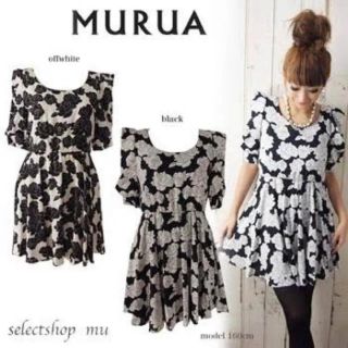 ムルーア(MURUA)のMURUA ムルーア ワンピース レトロ 花柄 大花柄 モノトーン(ミニワンピース)