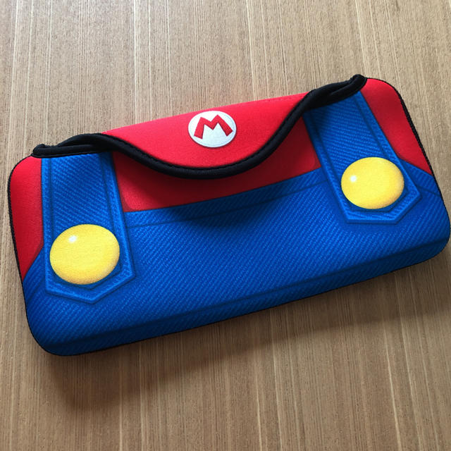 Nintendo Switch(ニンテンドースイッチ)の任天堂Switch マリオポーチ カバー ケース エンタメ/ホビーのゲームソフト/ゲーム機本体(その他)の商品写真