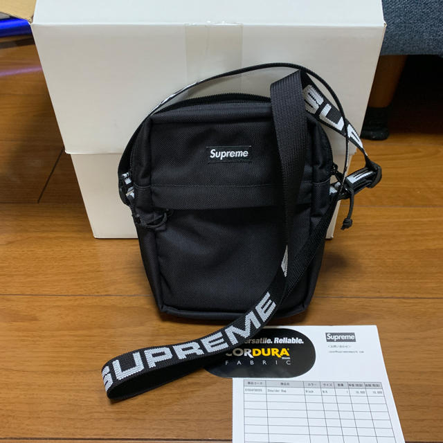 supreme Shoulder  Bag  blackショルダーバッグ