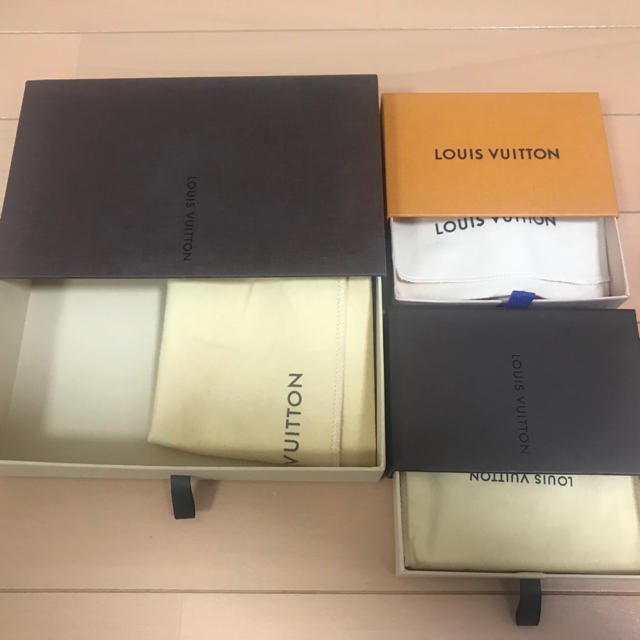 LOUIS VUITTON(ルイヴィトン)のルイヴィトン 空箱一式 メンズのファッション小物(その他)の商品写真