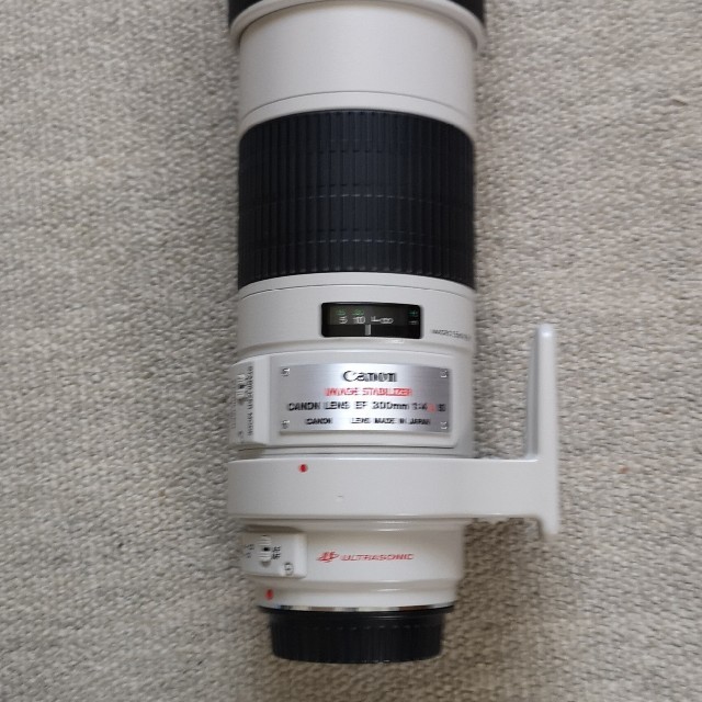 Canon - ✴️美品　単焦点ホワイトLレンズ　EF 300  1:4 L IS
