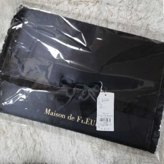 メゾンドフルール(Maison de FLEUR)のMaison de FLEUR 受注限定A4書類ケース 未開封 未使用(ポーチ)