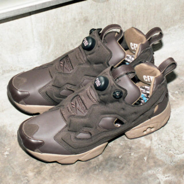 THEATRE PRODUCTS(シアタープロダクツ)のtheatre products pump fury スニーカー レディースの靴/シューズ(スニーカー)の商品写真