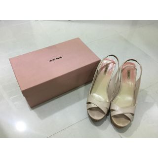 ミュウミュウ(miumiu)のmiu miu ウェッジサンダル❤️(サンダル)