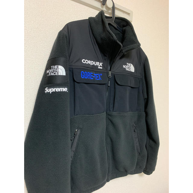 Supreme(シュプリーム)のSupreme  The North Face Fleece Jacket メンズのジャケット/アウター(ブルゾン)の商品写真