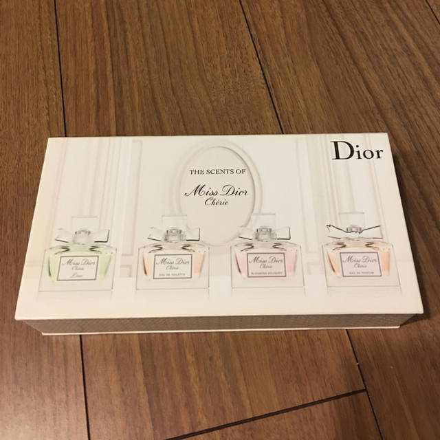 Dior(ディオール)の【最終値下】Miss Dior Cherie ディオール香水 4種セット コスメ/美容の香水(香水(女性用))の商品写真